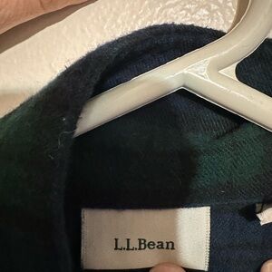 L.L. Bean Dark Green Sweater